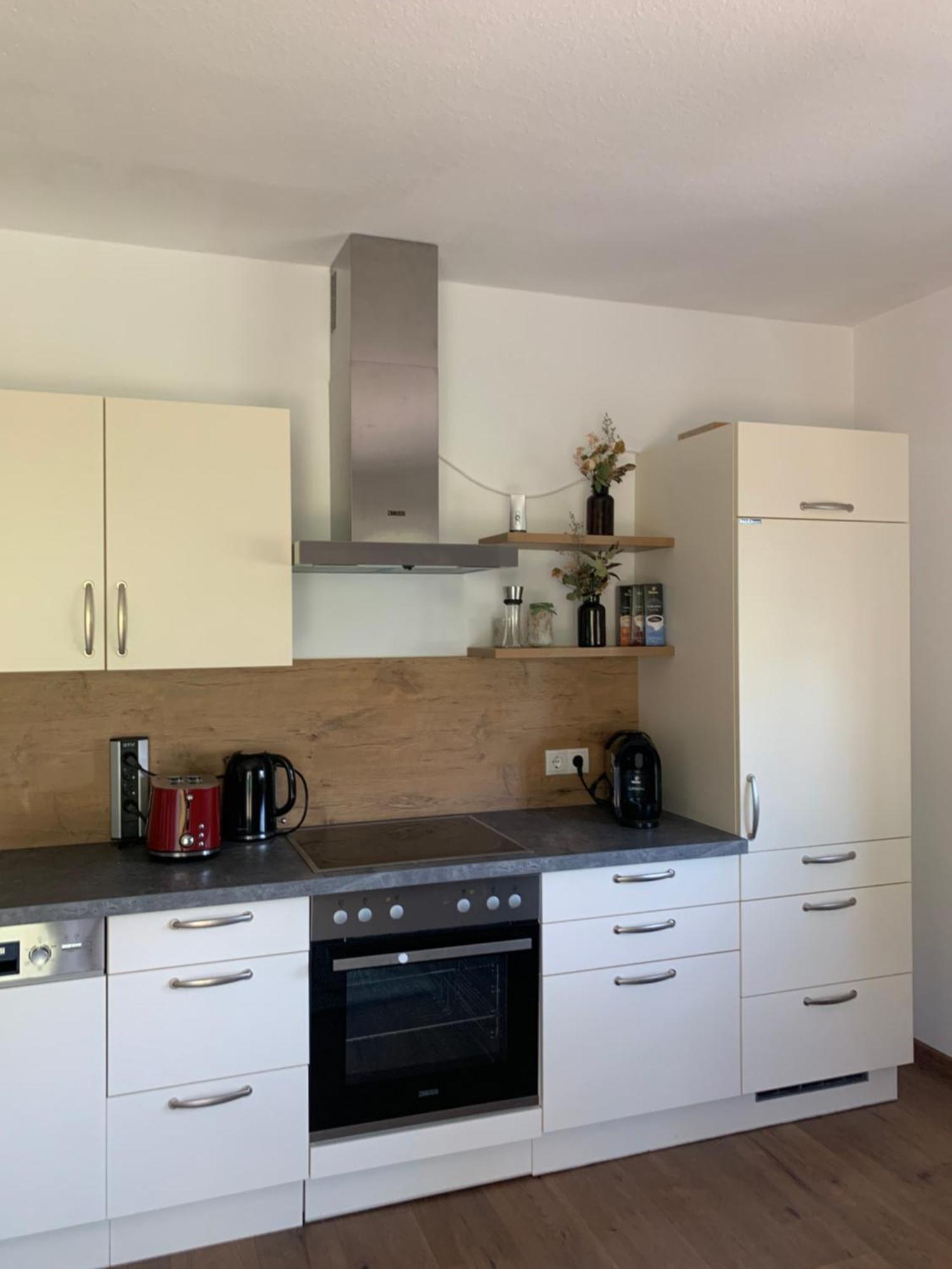Ferienwohnung Karo โบเดนสดอร์ฟ ภายนอก รูปภาพ